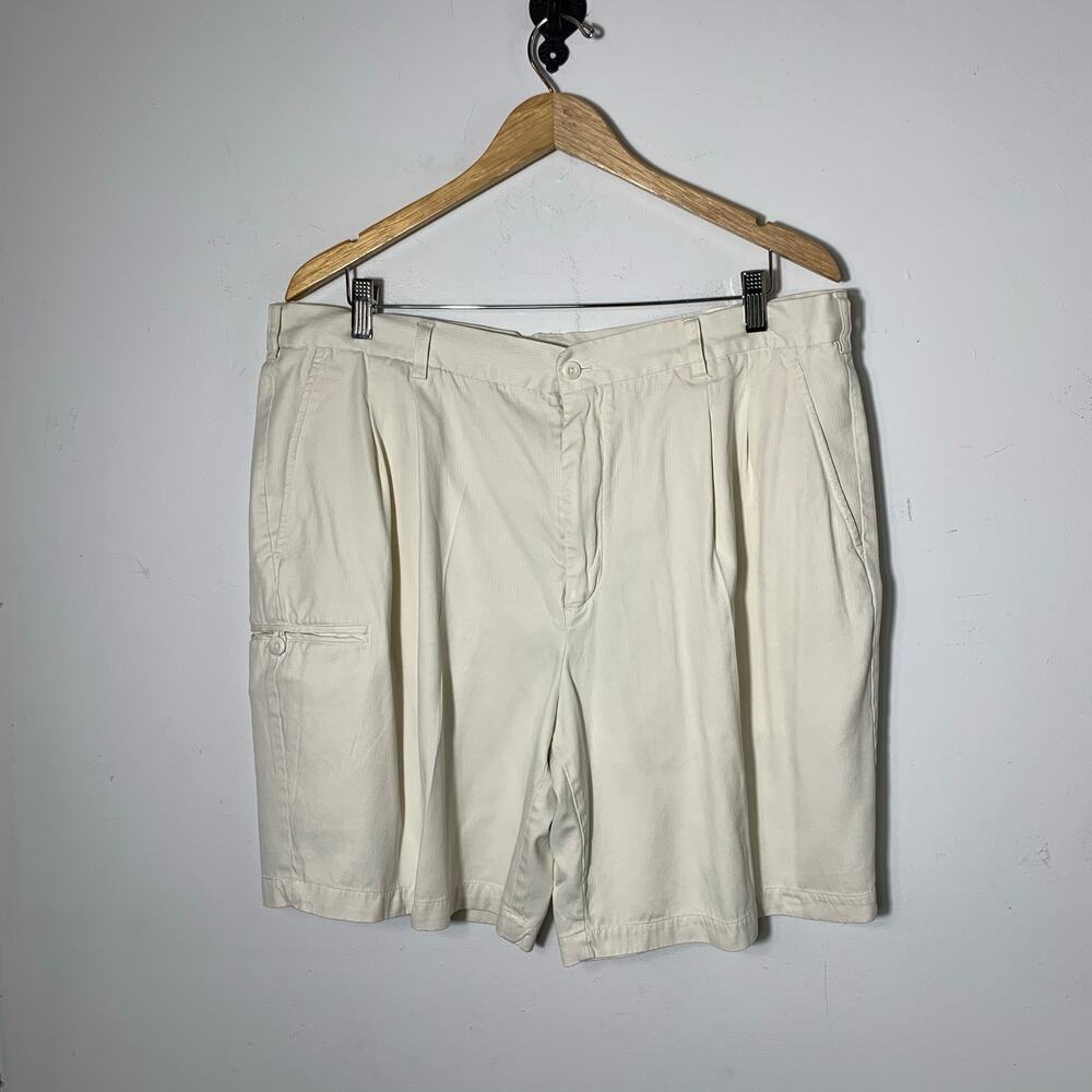 Men’s Caribbean SIlk Pleated Shorts Cream Size 40 EUC!